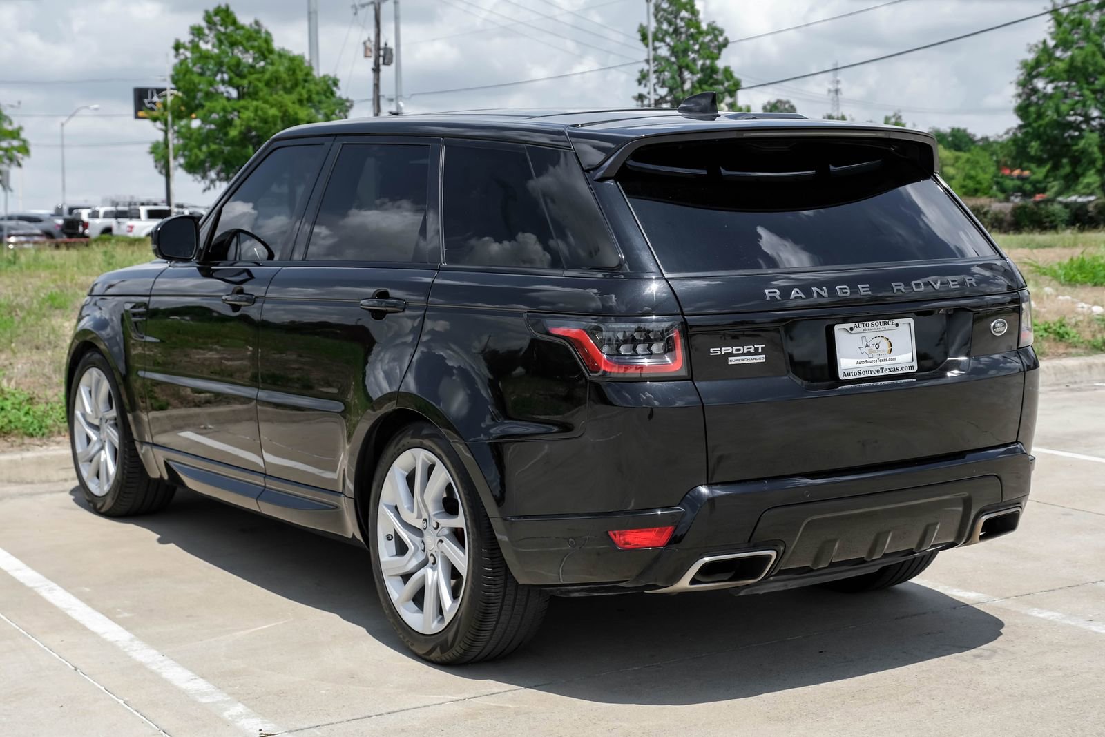 Used 2019 Land Rover Range Rover Sport Supercharged AWD/4WD image 9