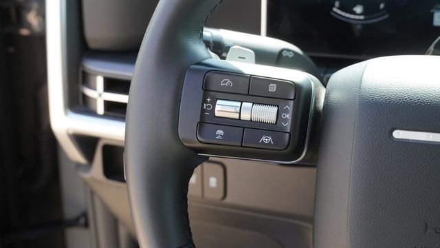 Used 2026 Hyundai Santa Fe SEL FWD image 28