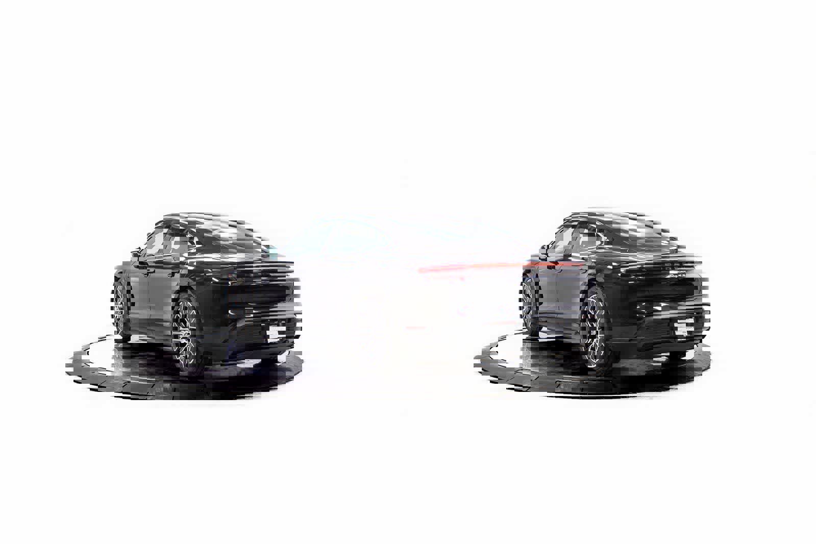 Certified 2022 Porsche Taycan 4S image 3