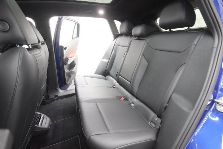 Used 2021 Volkswagen ID.4 Pro S image 16