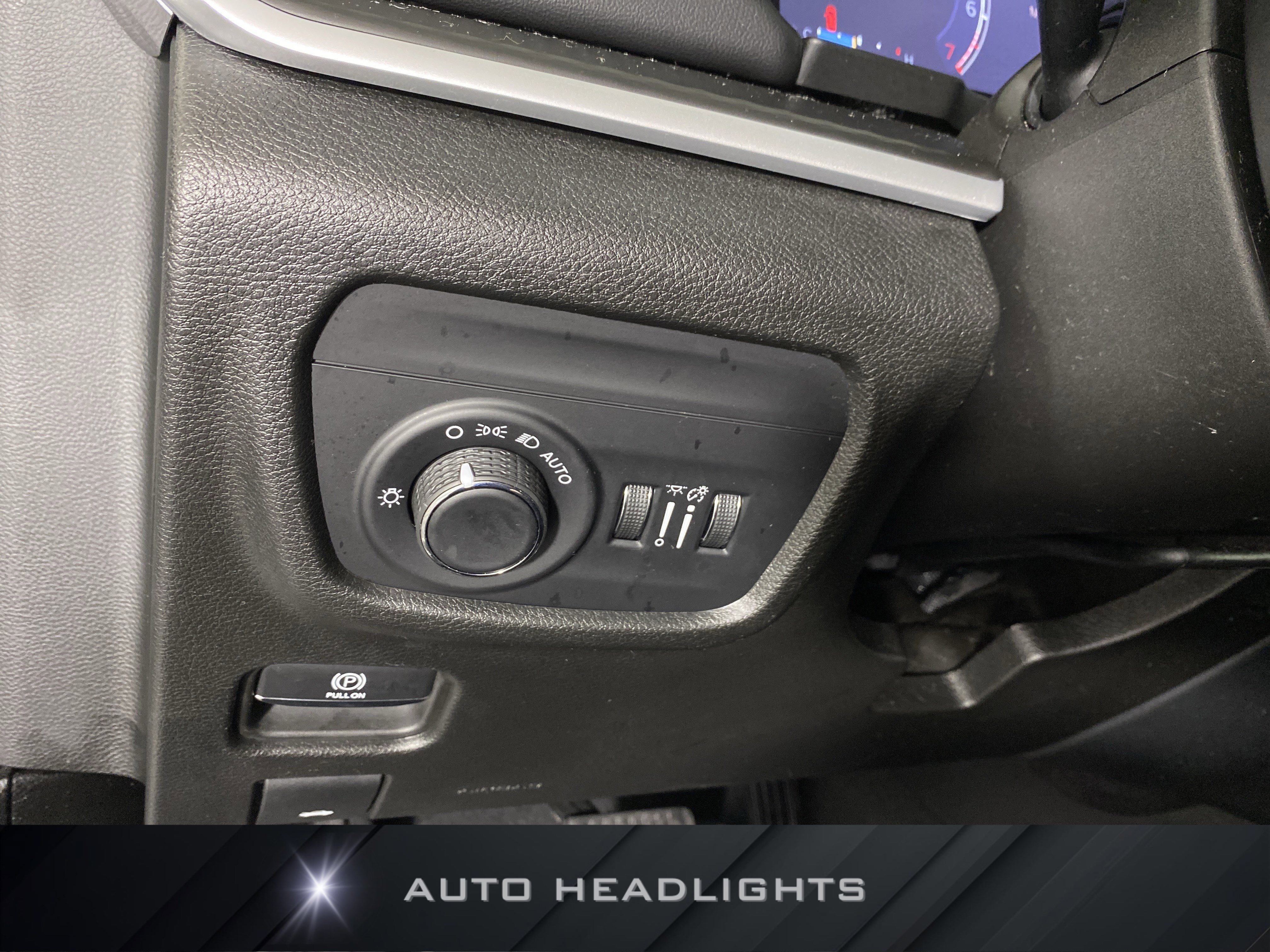 Used 2023 Jeep Grand Cherokee L Laredo w/ Luxury Tech Group I AWD/4WD image 25