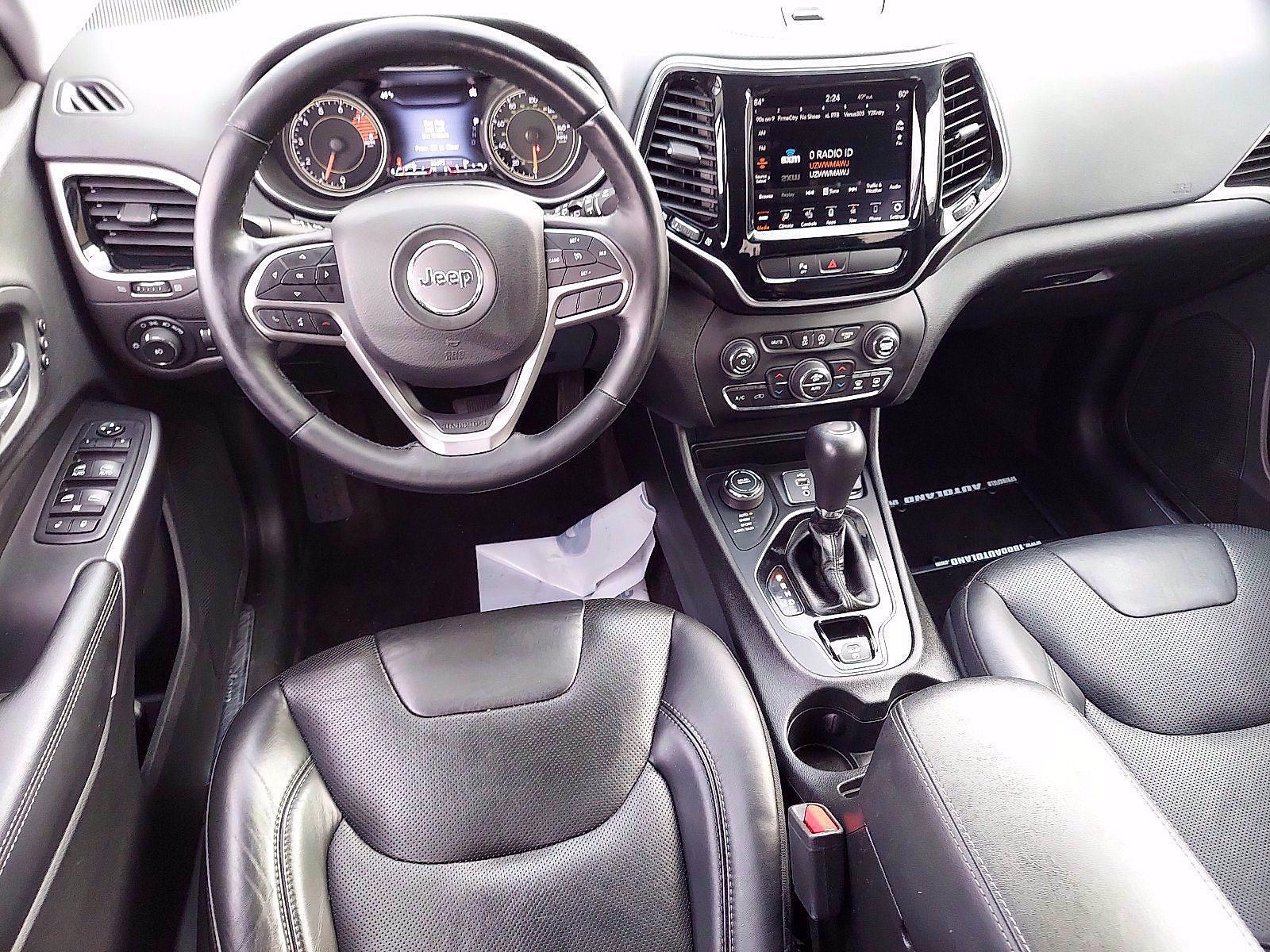 Certified 2019 Jeep Cherokee Limited image 12