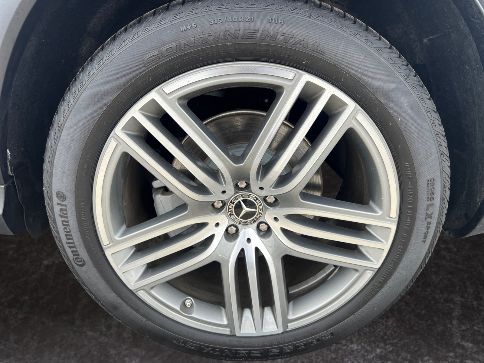 Used 2024 Mercedes-Benz GLS 450 4MATIC image 14