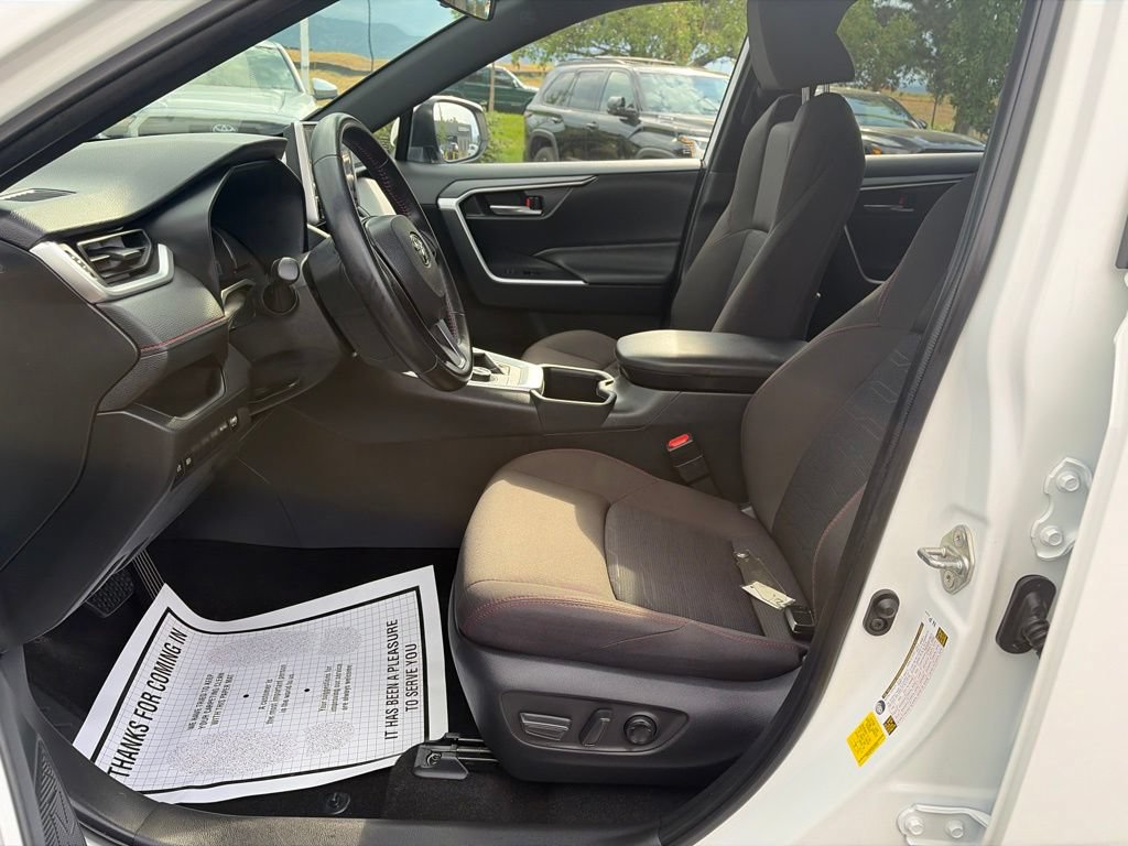 Used 2025 Toyota RAV4 SE AWD/4WD image 23