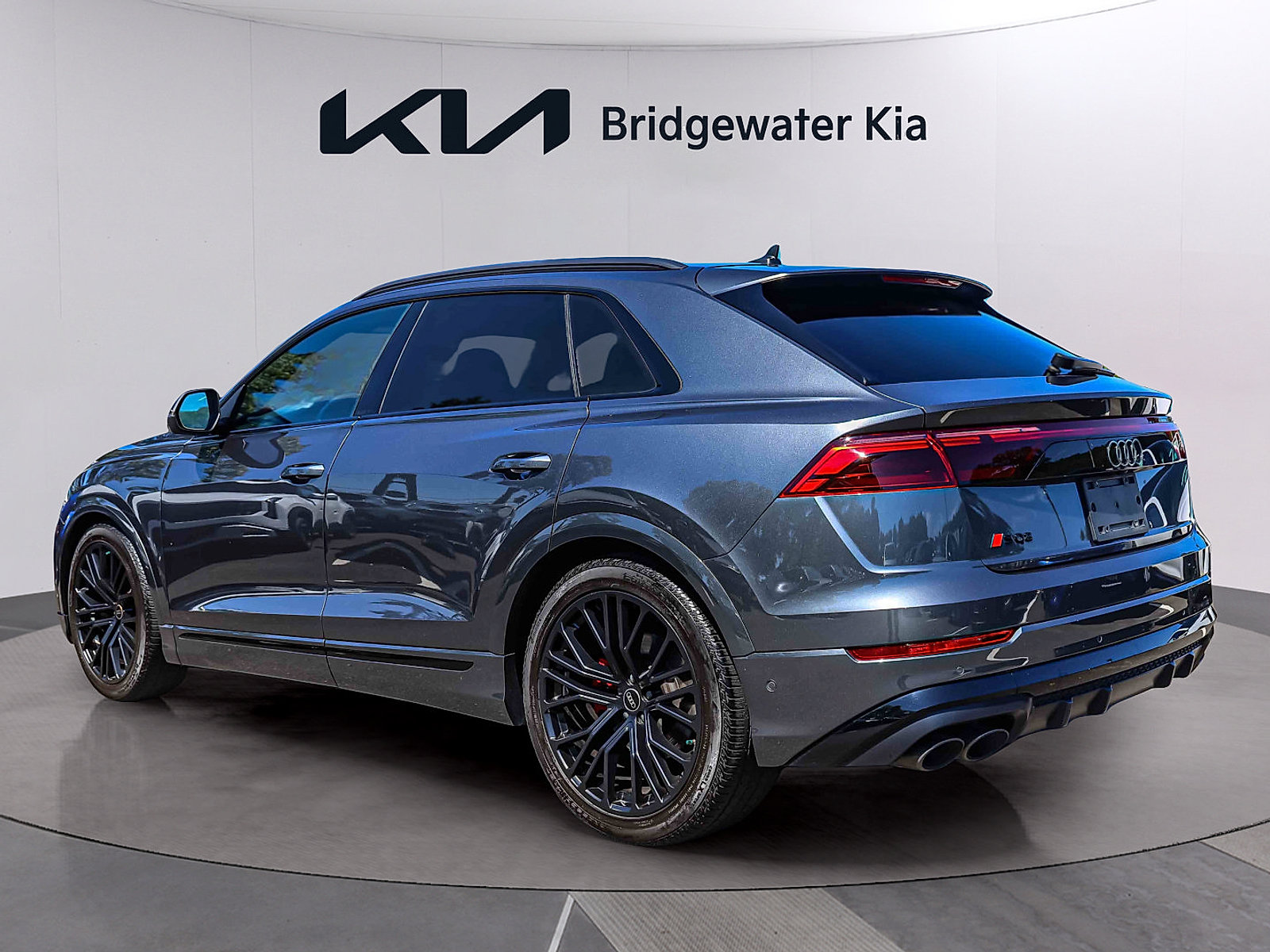Used 2024 Audi SQ8 Premium Plus w/ S Sport Package AWD/4WD image 4