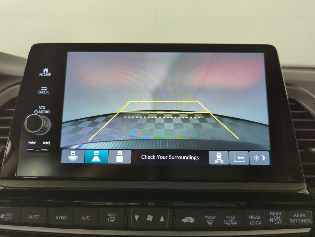 Certified 2025 Honda Odyssey Touring image 16