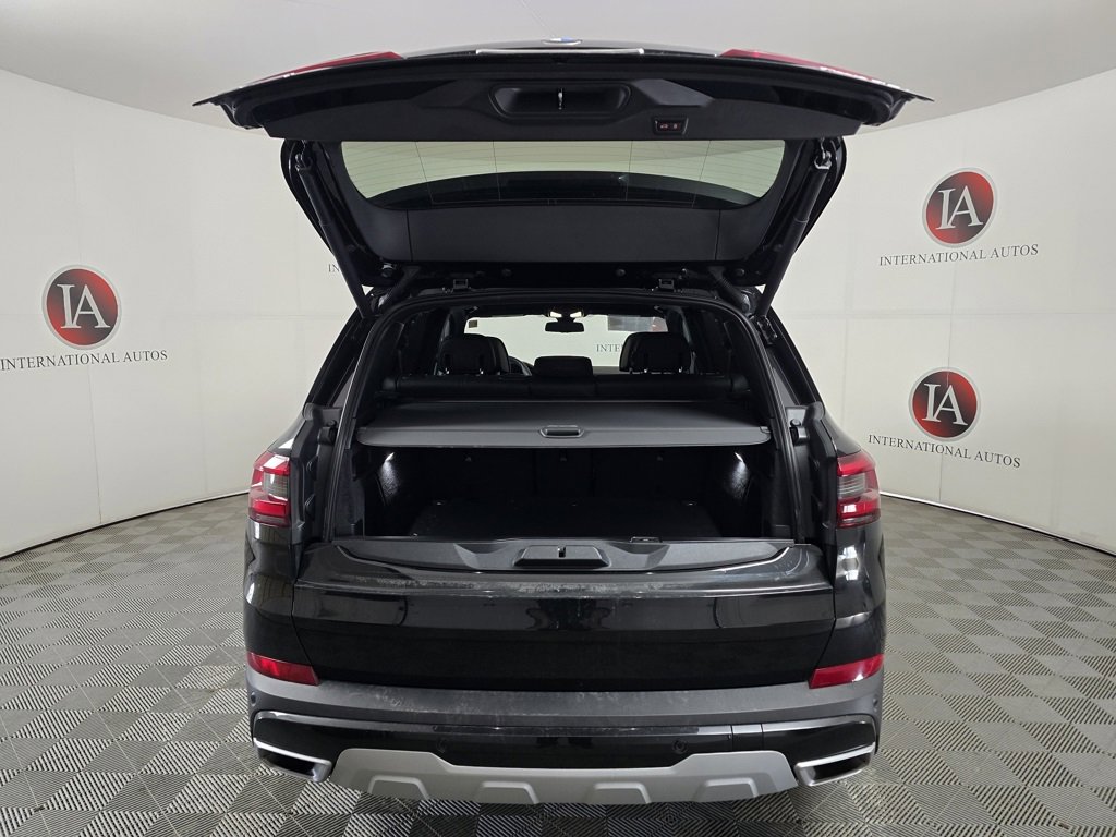 Certified 2023 BMW X5 xDrive40i w/ Executive Package image 9