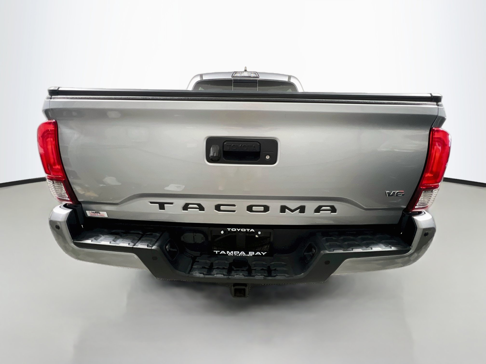 Used 2019 Toyota Tacoma TRD Sport RWD image 6