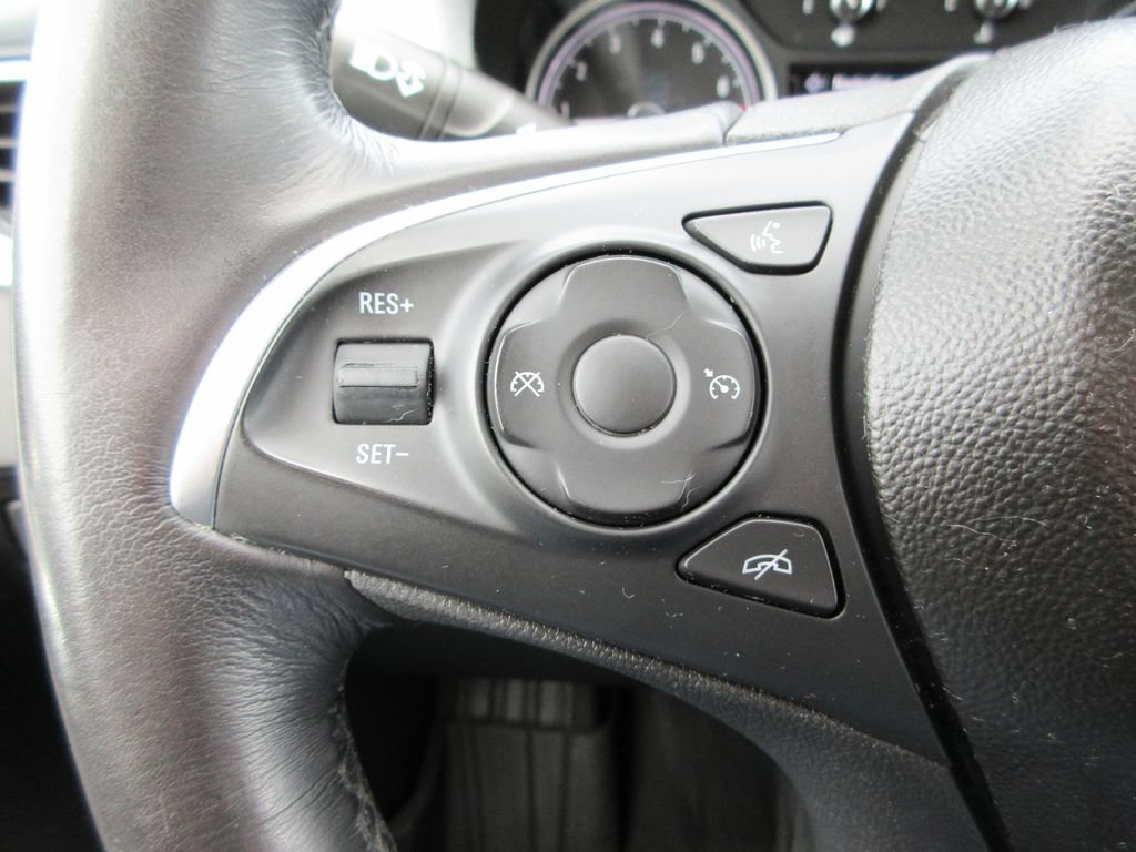 Certified 2019 Buick Enclave Essence FWD image 24