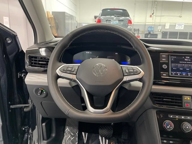 Used 2024 Volkswagen Taos S AWD/4WD image 15