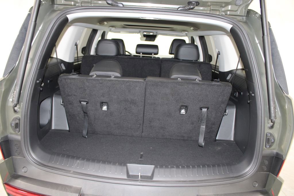 Used 2025 Hyundai Santa Fe XRT image 13