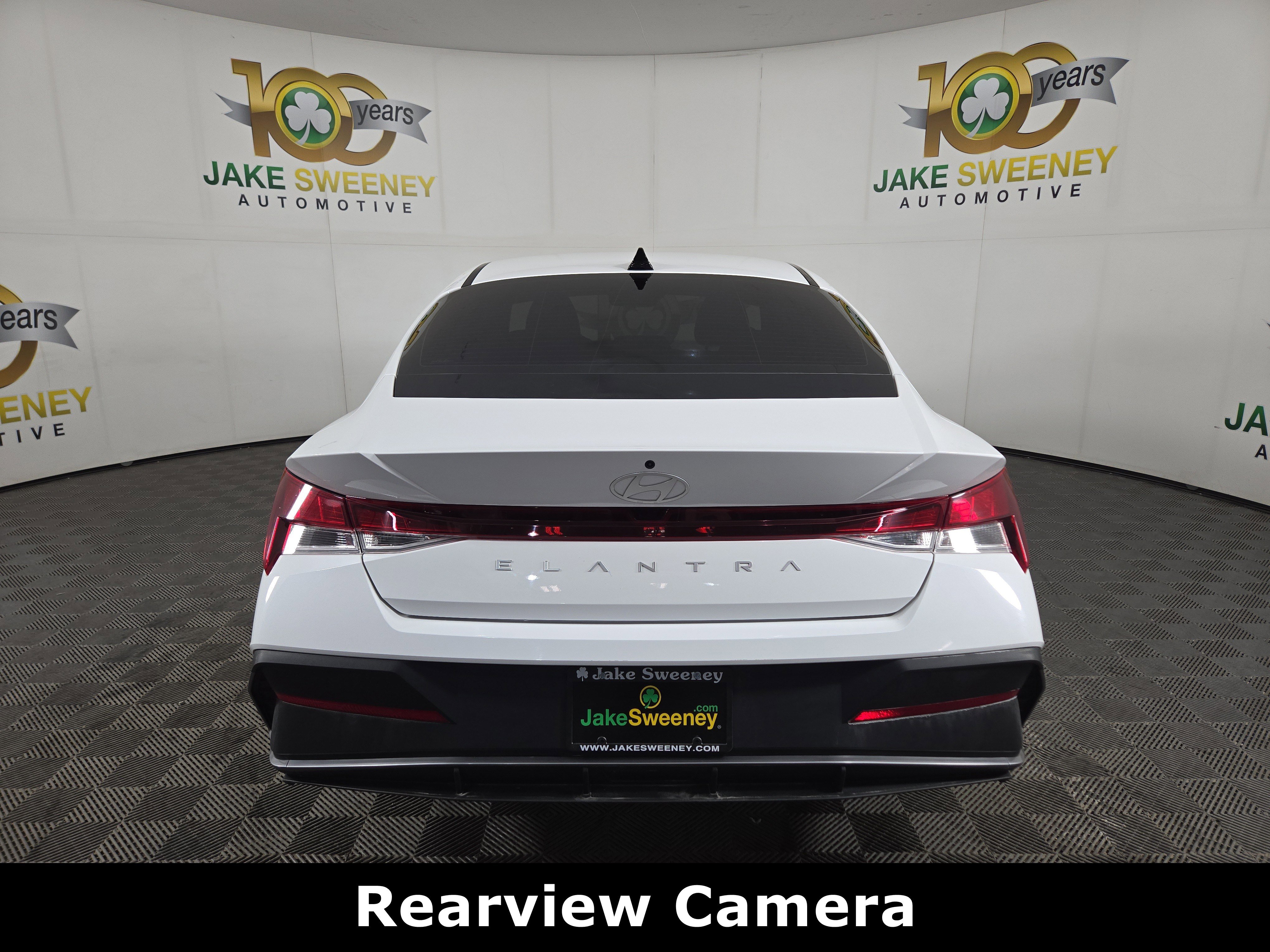 Used 2024 Hyundai Elantra SE image 7