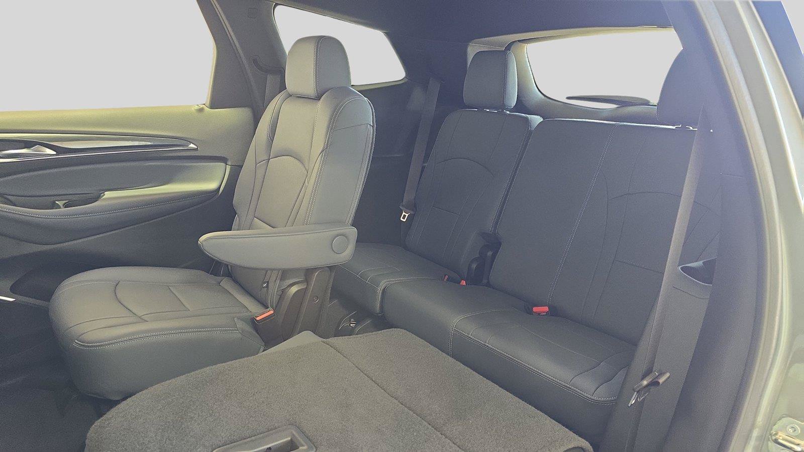 Used 2023 Buick Enclave Essence w/ Experience Buick Package FWD image 19