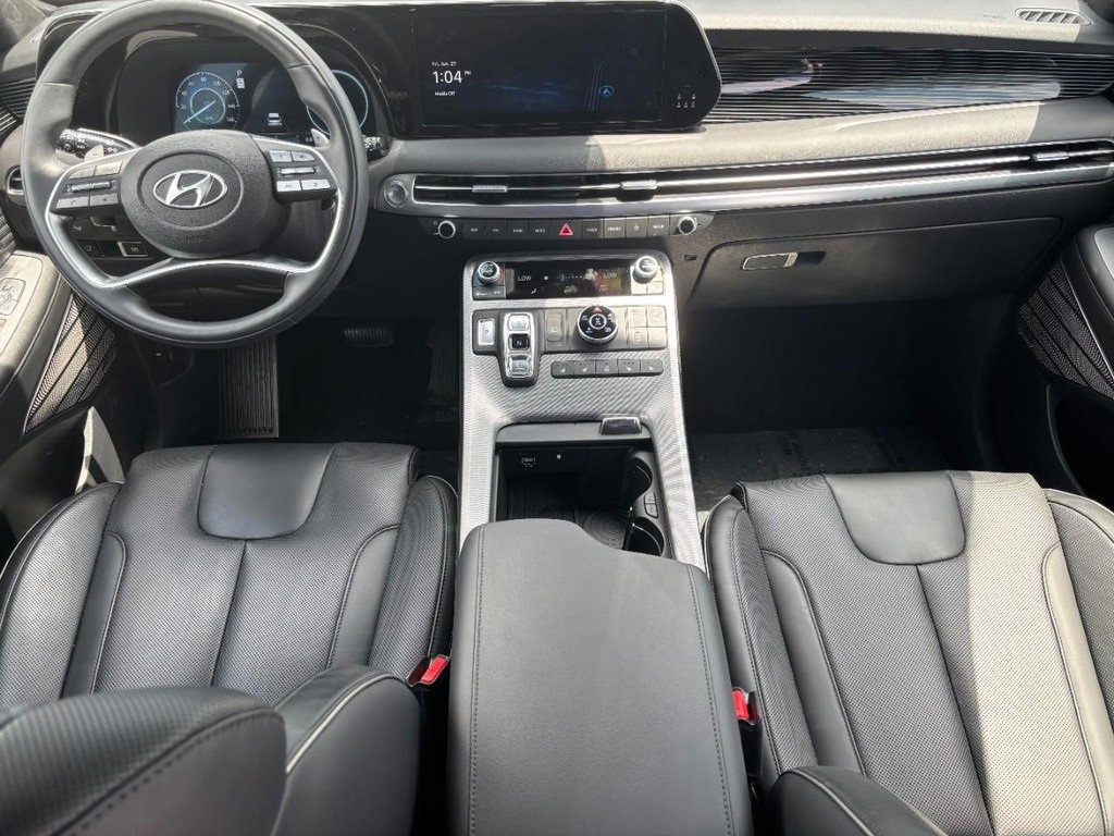 Used 2024 Hyundai Palisade Calligraphy image 13