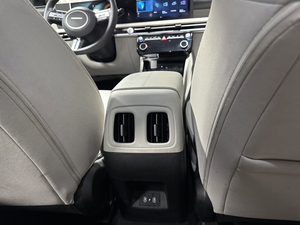 Used 2025 Hyundai Tucson SEL image 13