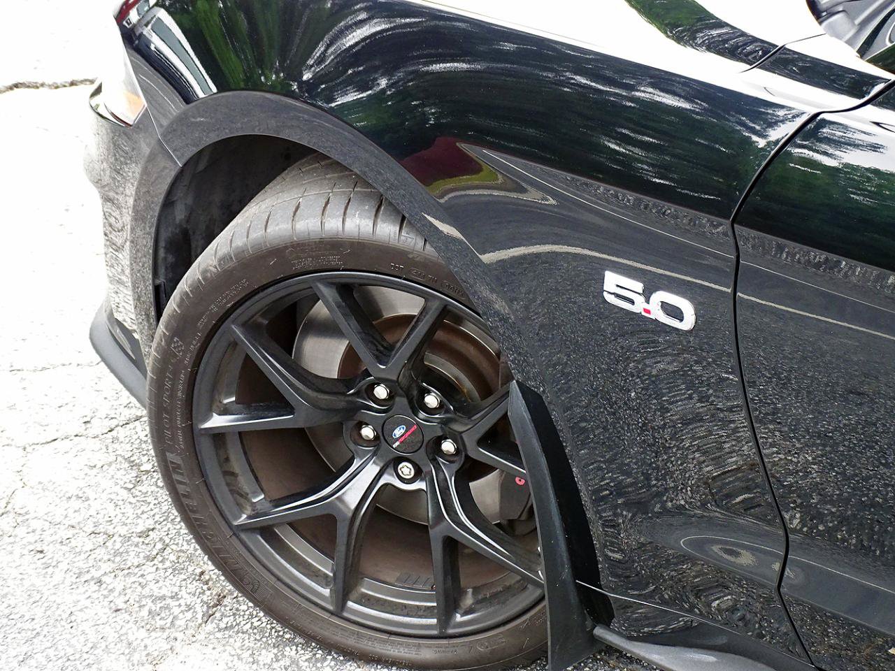 Used 2019 Ford Mustang GT Premium w/ Performance Package - Level 2 RWD image 13