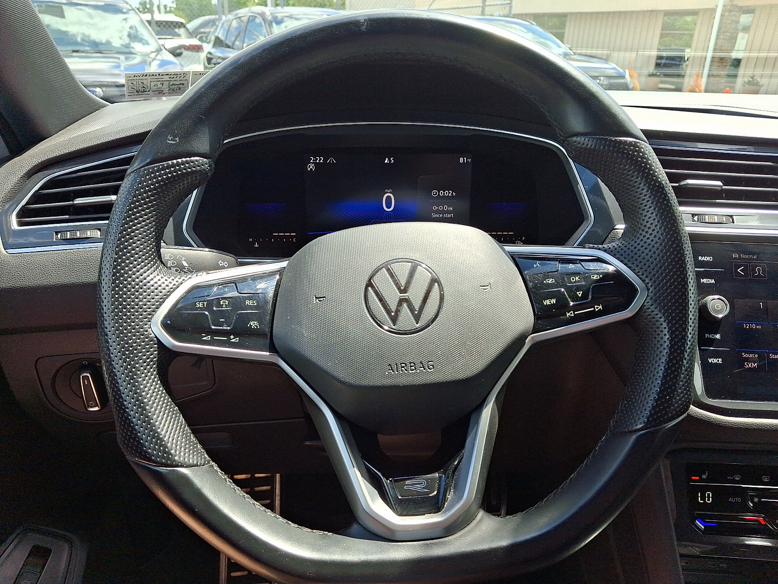Certified 2022 Volkswagen Tiguan SE R-Line AWD/4WD image 19