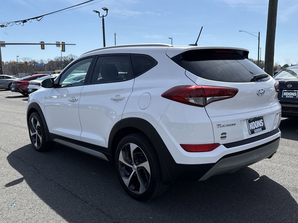 Used 2017 Hyundai Tucson Sport w/ Cargo Package AWD/4WD image 4