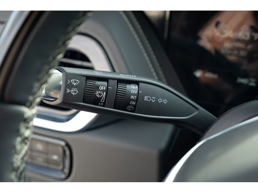 New 2026 GMC Yukon Elevation image 21