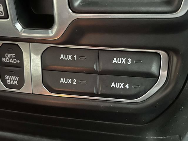 Used 2022 Jeep Wrangler Unlimited Rubicon w/ LED Lighting Group AWD/4WD image 31