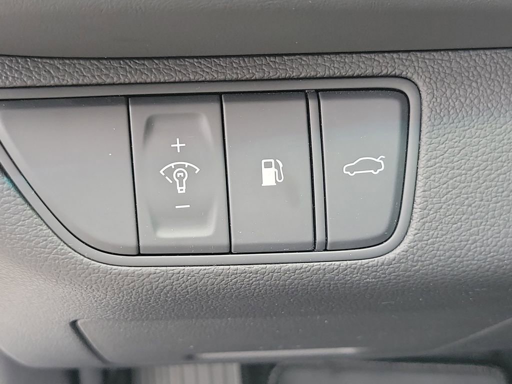 Used 2026 Genesis G70 2.5T RWD image 18