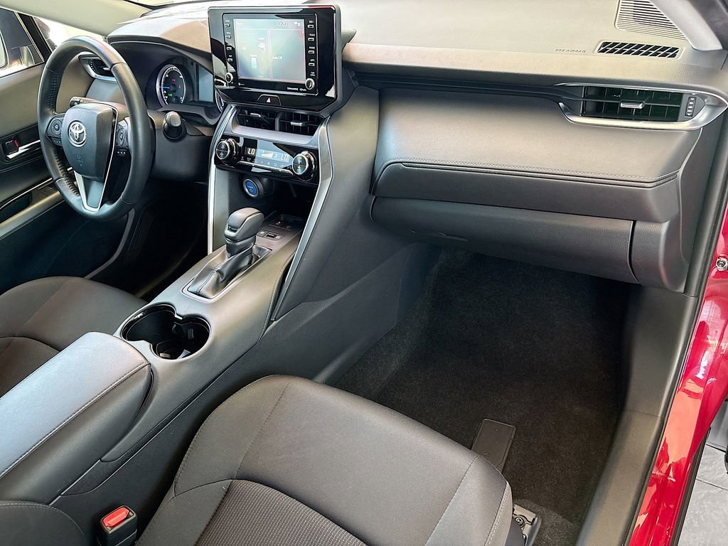 Used 2021 Toyota Venza LE w/ Carpet Mat Package (TMS) AWD/4WD image 17
