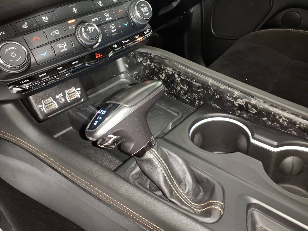 Used 2025 Dodge Durango R/T AWD/4WD image 23