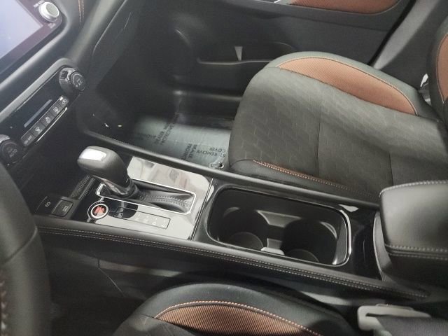Used 2024 Nissan Kicks SR FWD image 29