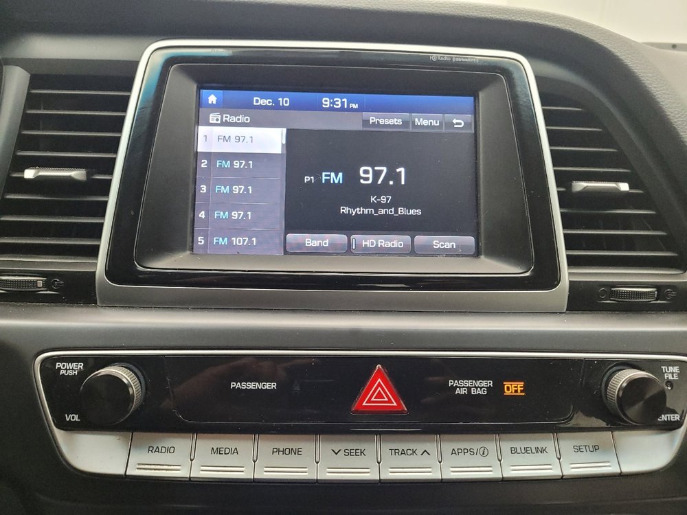 Used 2018 Hyundai Sonata Limited image 25