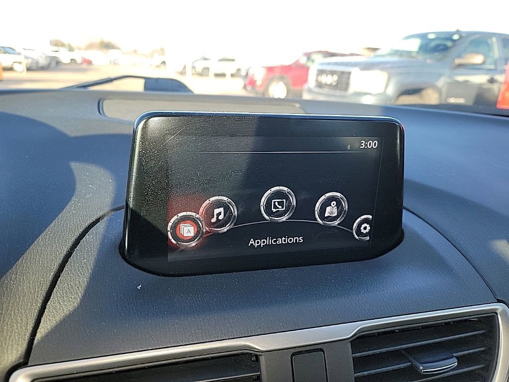Used 2018 MAZDA MAZDA3 Sport image 14