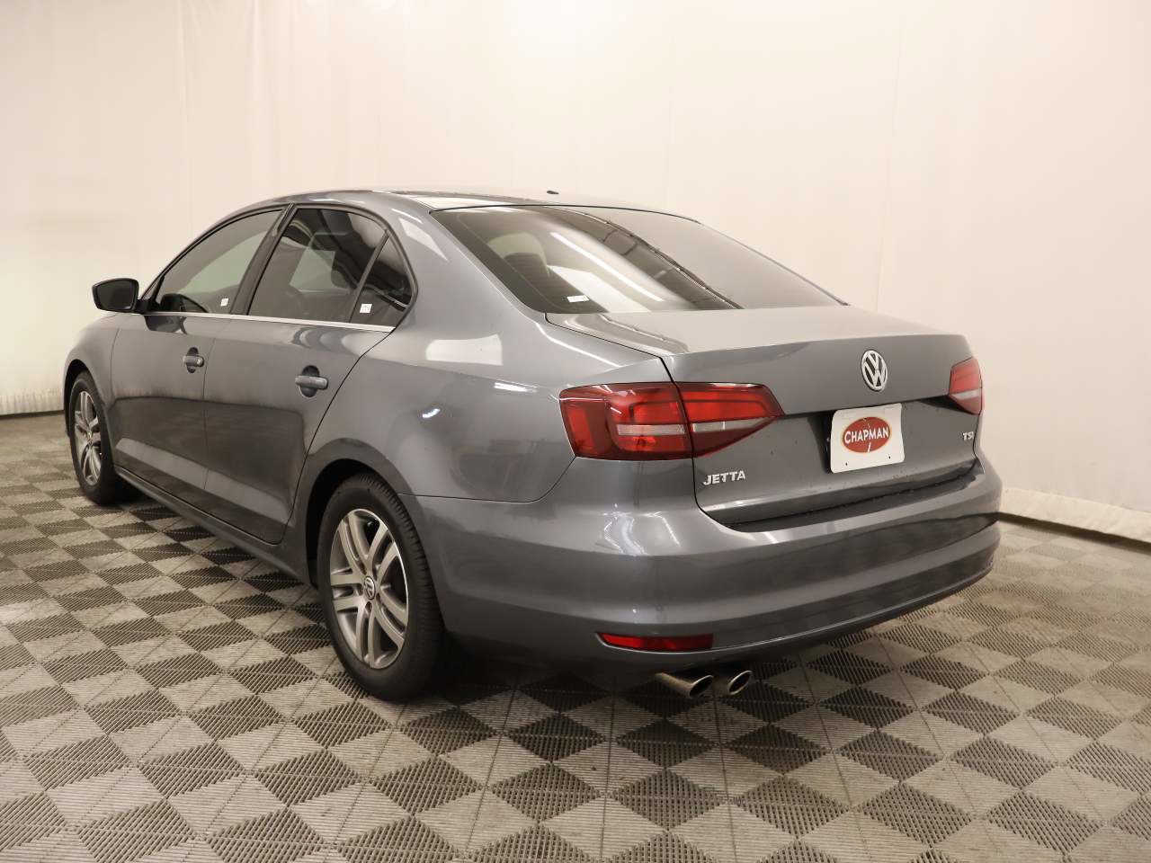 Used 2017 Volkswagen Jetta S image 3
