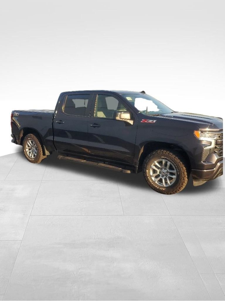 Used 2022 Chevrolet Silverado 1500 RST w/ Convenience Package II AWD/4WD image 10