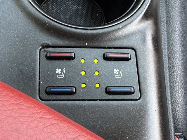 Used 2022 Toyota Camry XSE w/ Navigation Package FWD image 21