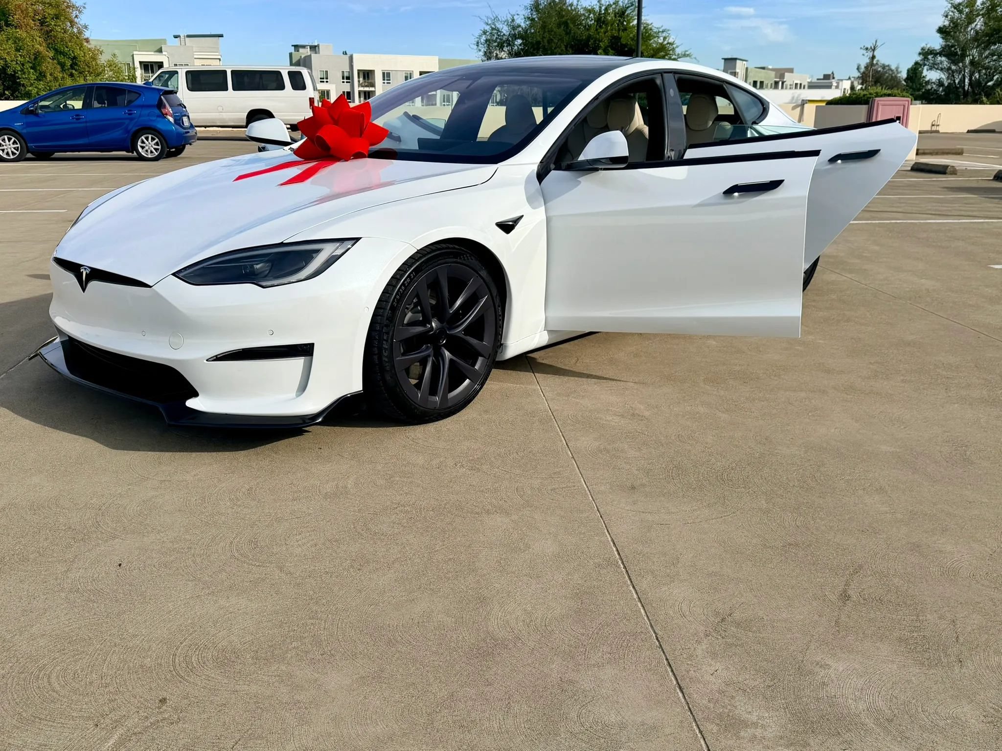 Used 2022 Tesla Model S Standard Range AWD/4WD image 80