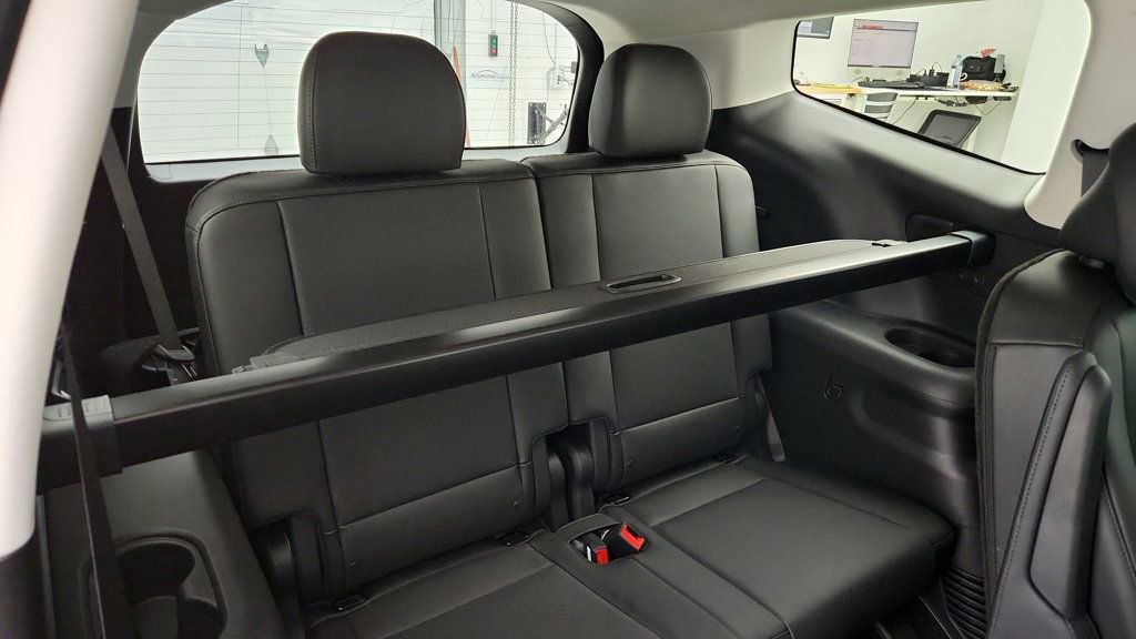 Used 2026 Hyundai Ioniq 9 Limited image 23