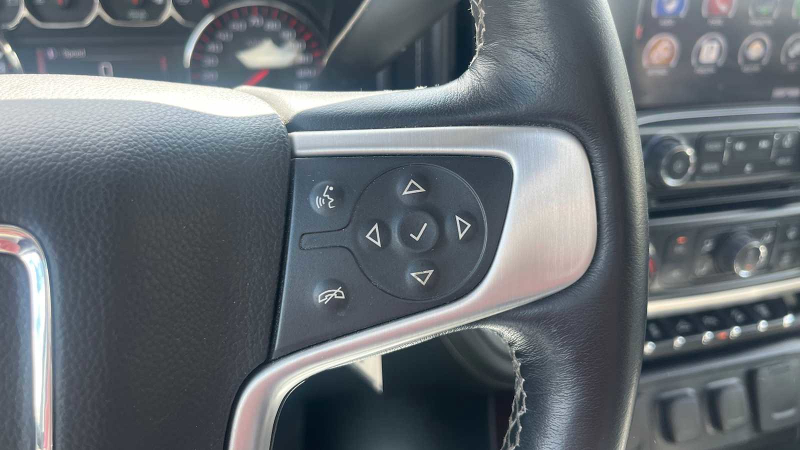 Used 2016 GMC Sierra 2500 SLT w/ Duramax Plus Package image 15