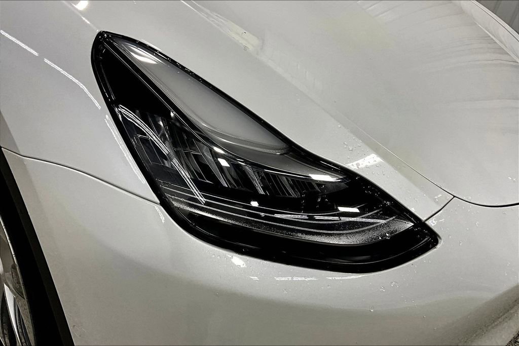 Used 2020 Tesla Model Y Long Range AWD/4WD image 28