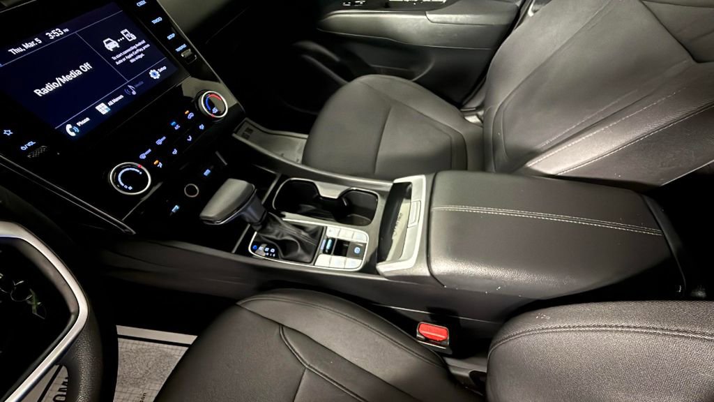 Used 2022 Hyundai Tucson SE image 20