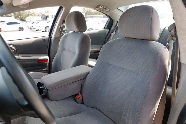 Used 2003 Dodge Intrepid SE image 9