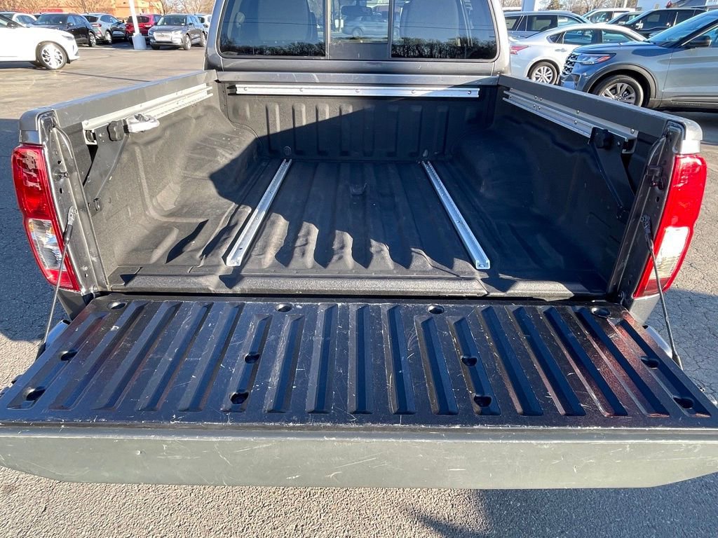 Used 2020 Nissan Frontier SV w/ Midnight Edition Floor Mats image 24
