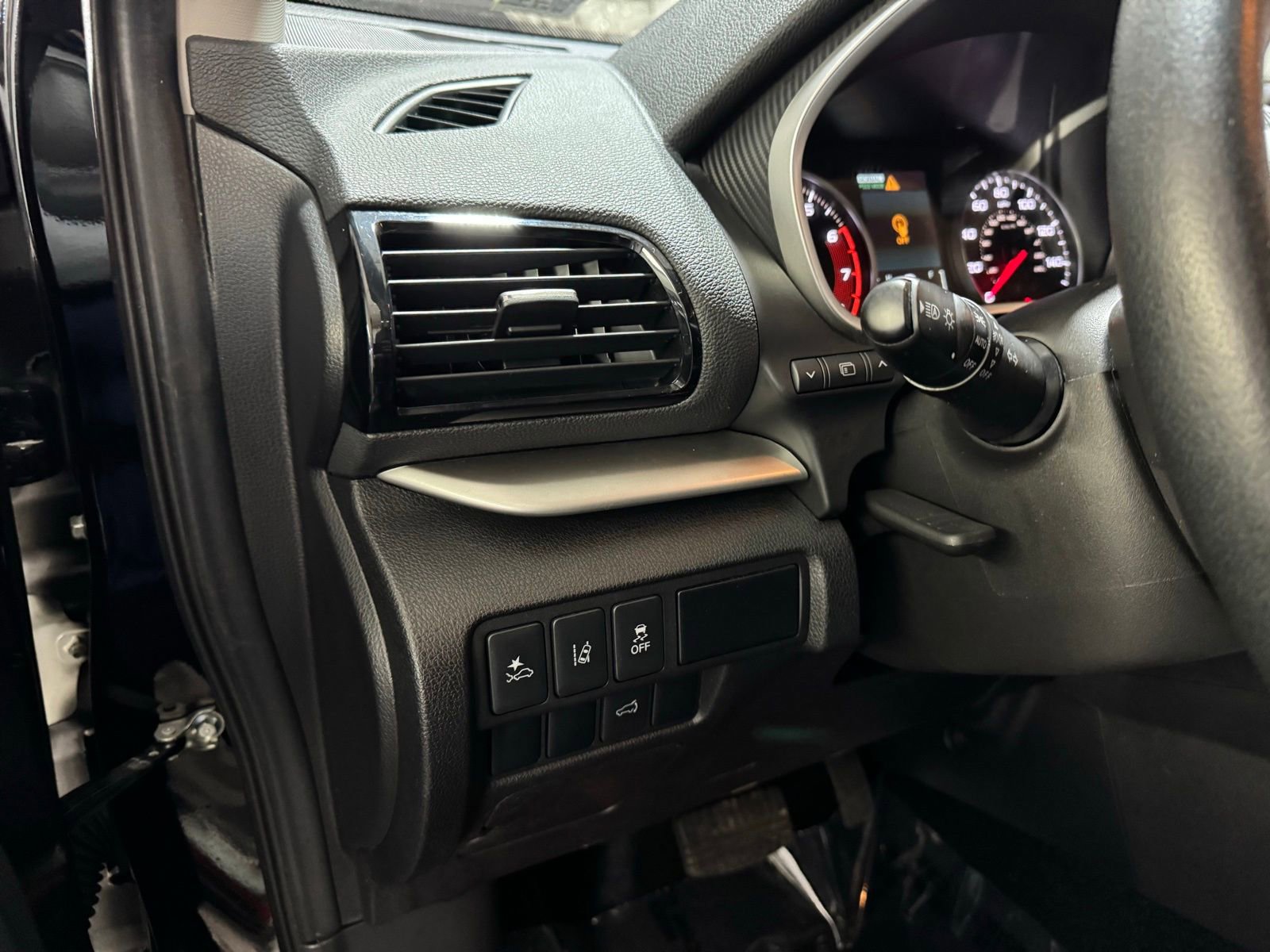 Used 2024 Mitsubishi Eclipse Cross SE image 23