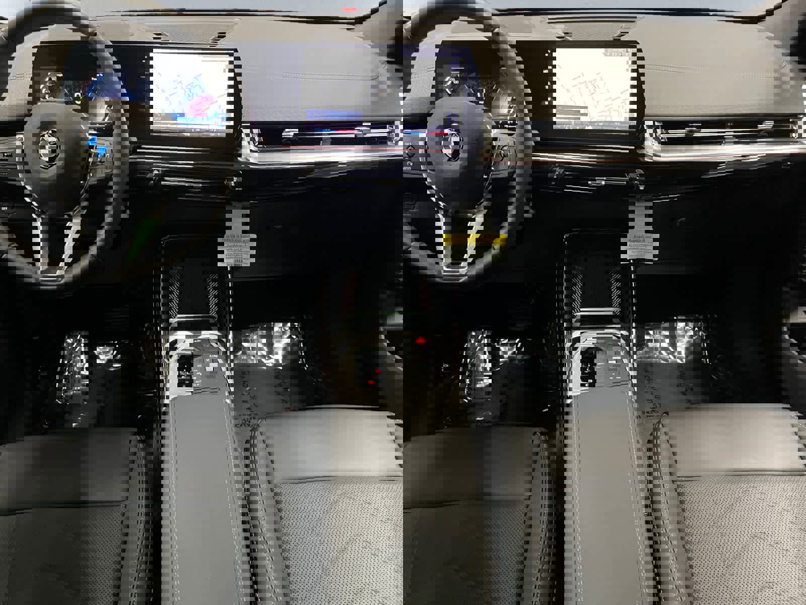 Used 2025 BMW X2 xDrive28i w/ Premium Package image 26