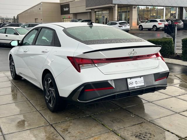 Certified 2025 Hyundai Elantra Sport image 7