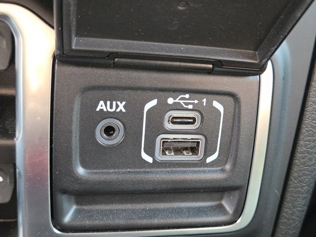 Used 2024 Jeep Wrangler Sport S AWD/4WD image 13