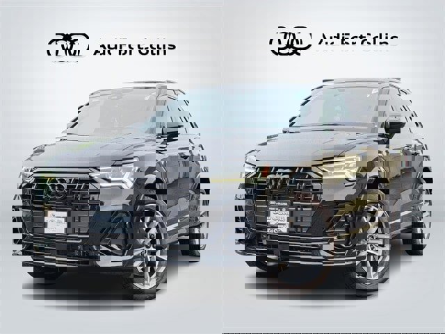 New 2025 Audi Q3 2.0T Premium