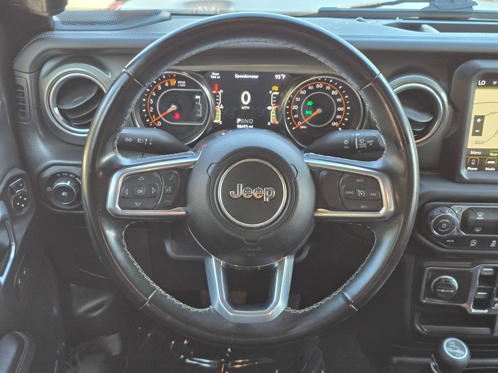Used 2022 Jeep Wrangler Unlimited Sahara AWD/4WD image 7