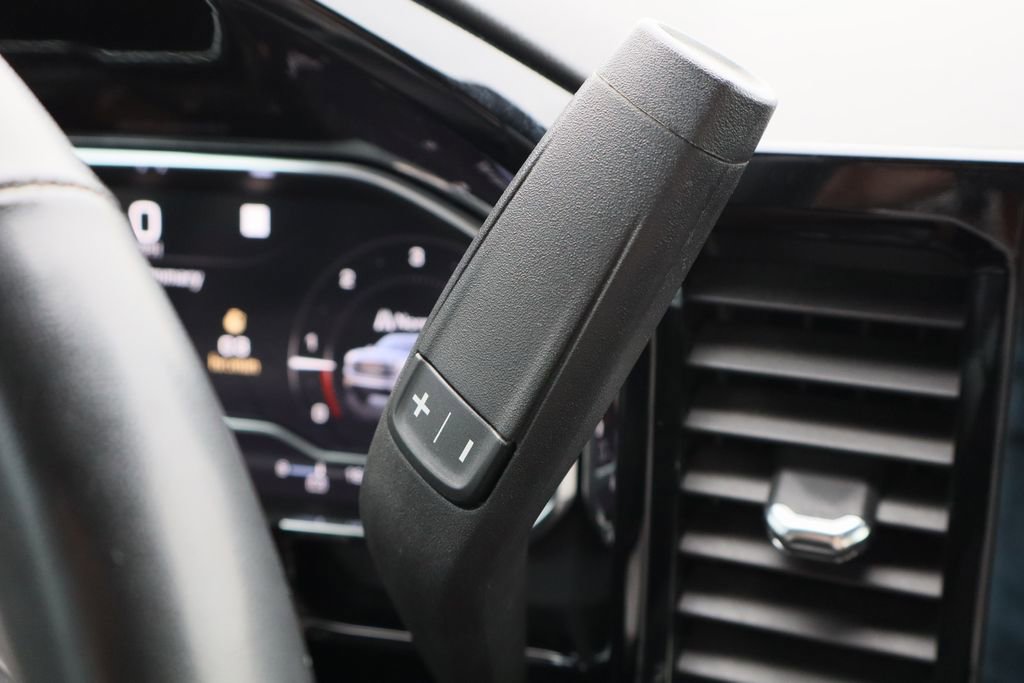 Used 2023 GMC Sierra 1500 Elevation image 17