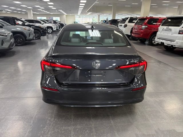 Used 2025 Honda Civic Sport image 6