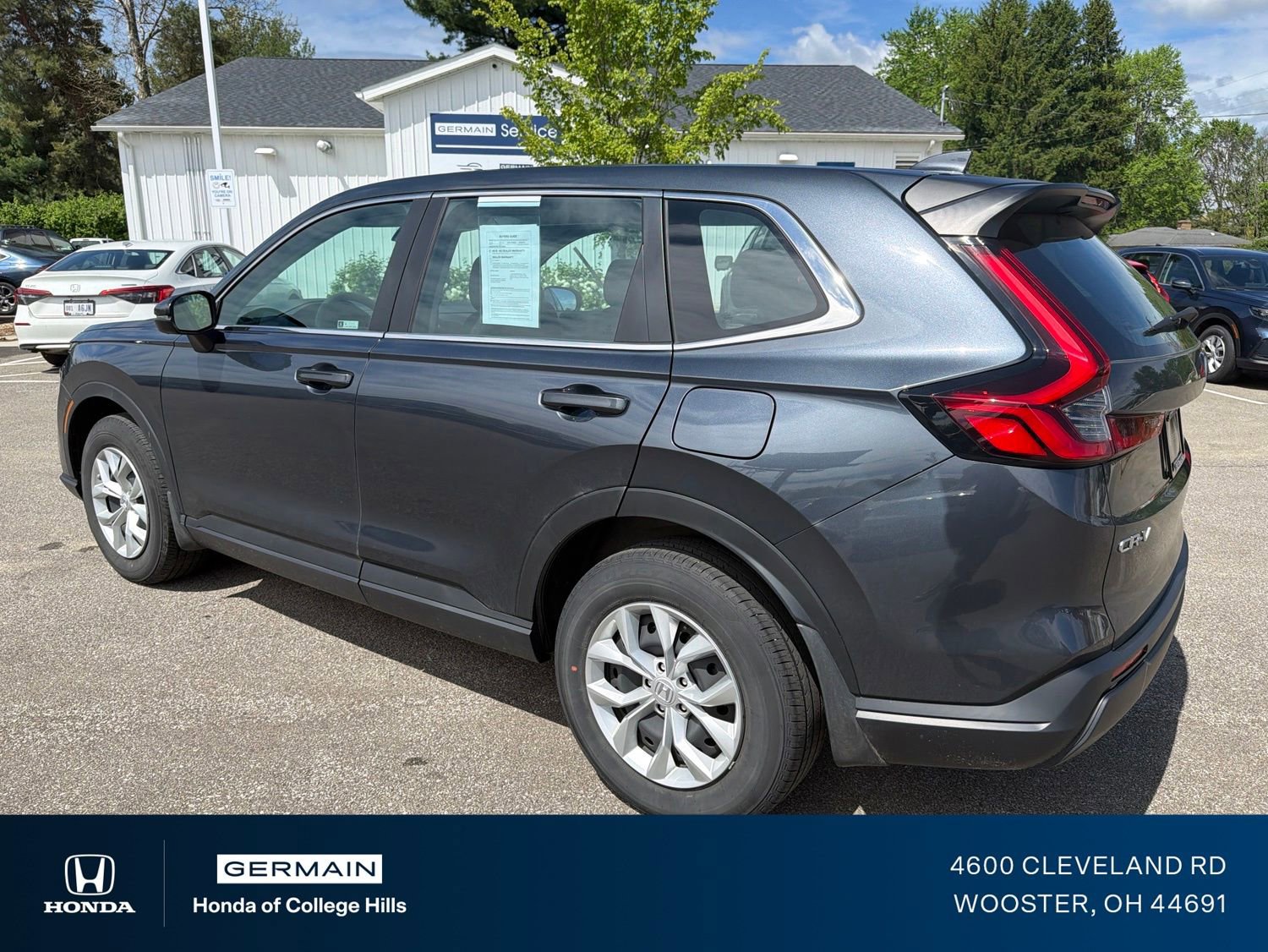 Used 2024 Honda CR-V LX image 9