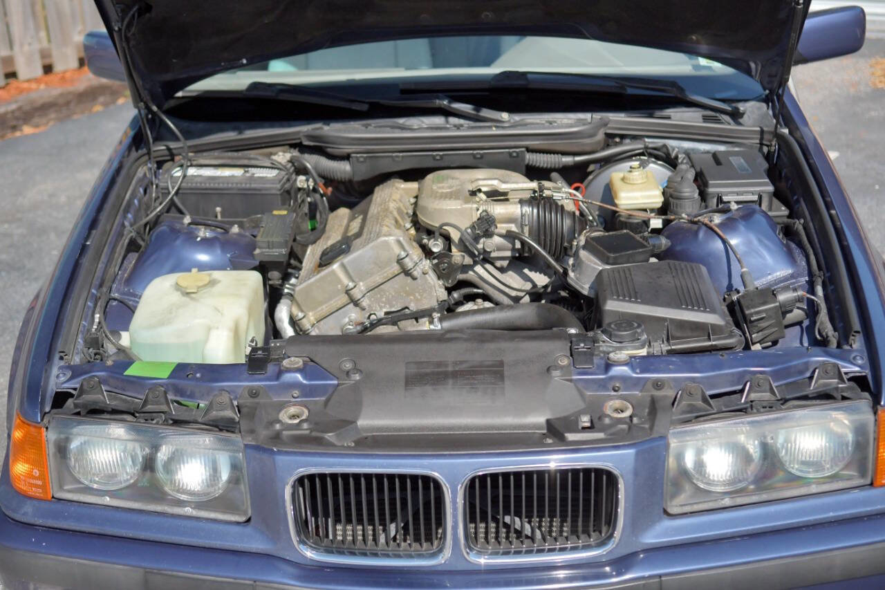 Used 1995 BMW 318ti Hatchback RWD image 24